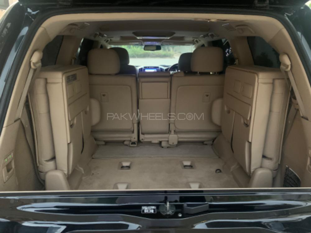 Toyota Land Cruiser 2013 for Sale in Karachi Toyota Land Cruiser 2013 for Sale in Karachi Image-3