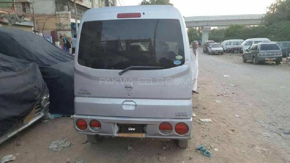 Nissan Clipper 2010 for Sale in Karachi Nissan Clipper 2010 for Sale in Karachi Image-2
