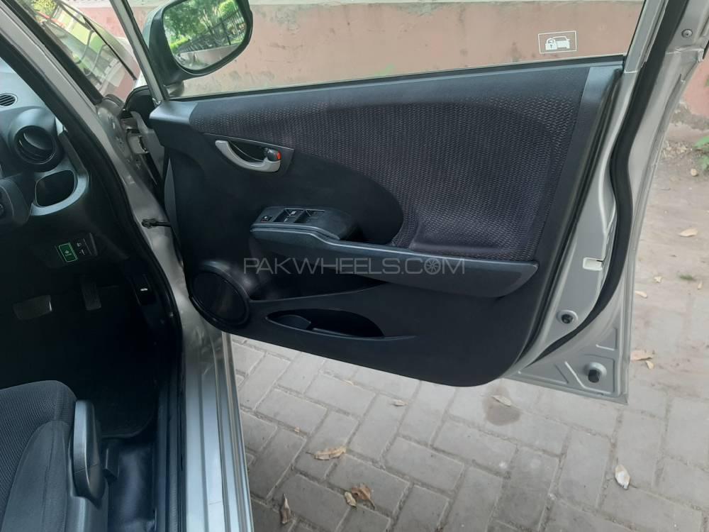 Honda Fit 2011 for Sale in Lahore Honda Fit 2011 for Sale in Lahore Image-6