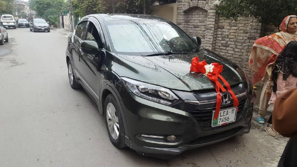 Honda Vezel 2015 for Sale in Lahore Honda Vezel 2015 for Sale in Lahore Image-10