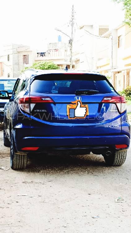 Honda Vezel 2015 for Sale in Karachi Honda Vezel 2015 for Sale in Karachi Image-4