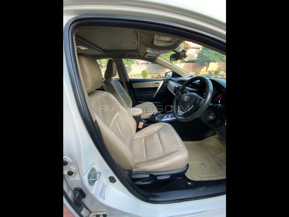 Toyota Corolla 2015 for Sale in Rawalpindi Toyota Corolla 2015 for Sale in Rawalpindi Image-5