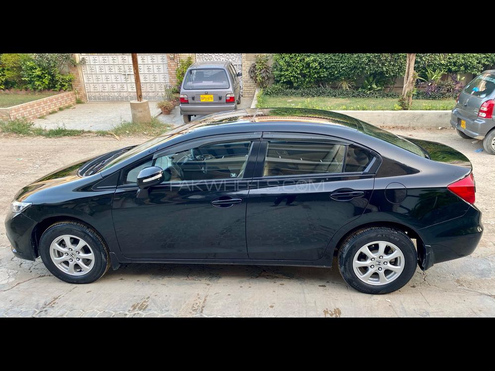 Honda Civic 2015 for Sale in Karachi Honda Civic 2015 for Sale in Karachi Image-4
