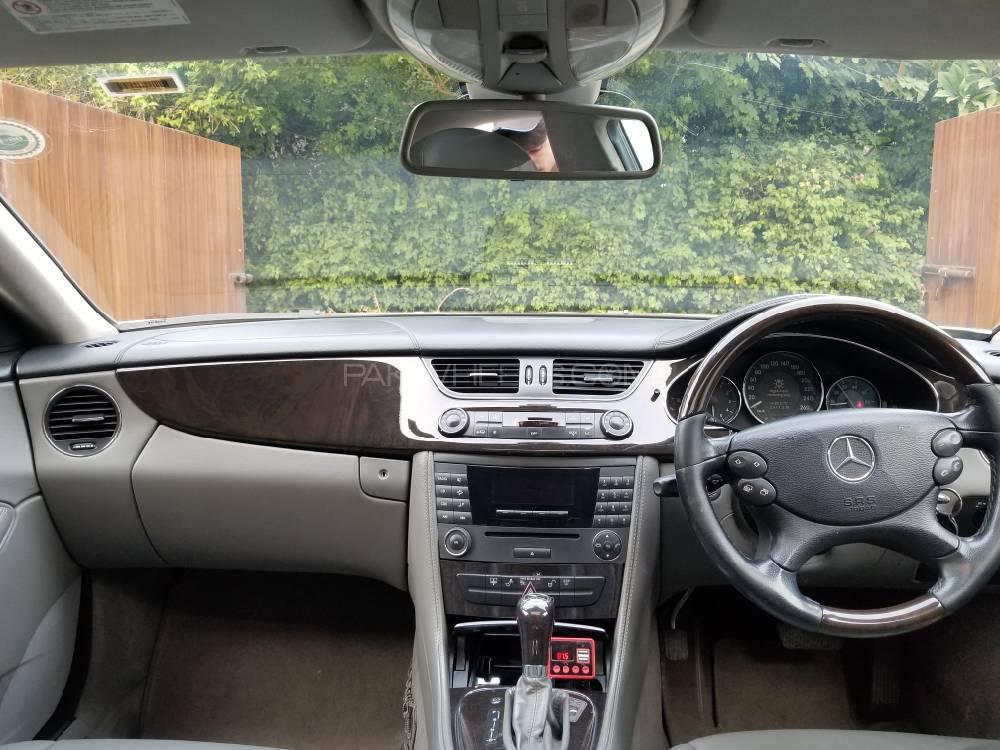 مرسڈیز بینز سی ایل ایس کلاس 2006 for Sale in لاہور مرسڈیز بینز سی ایل ایس کلاس 2006 for Sale in لاہور Image-8