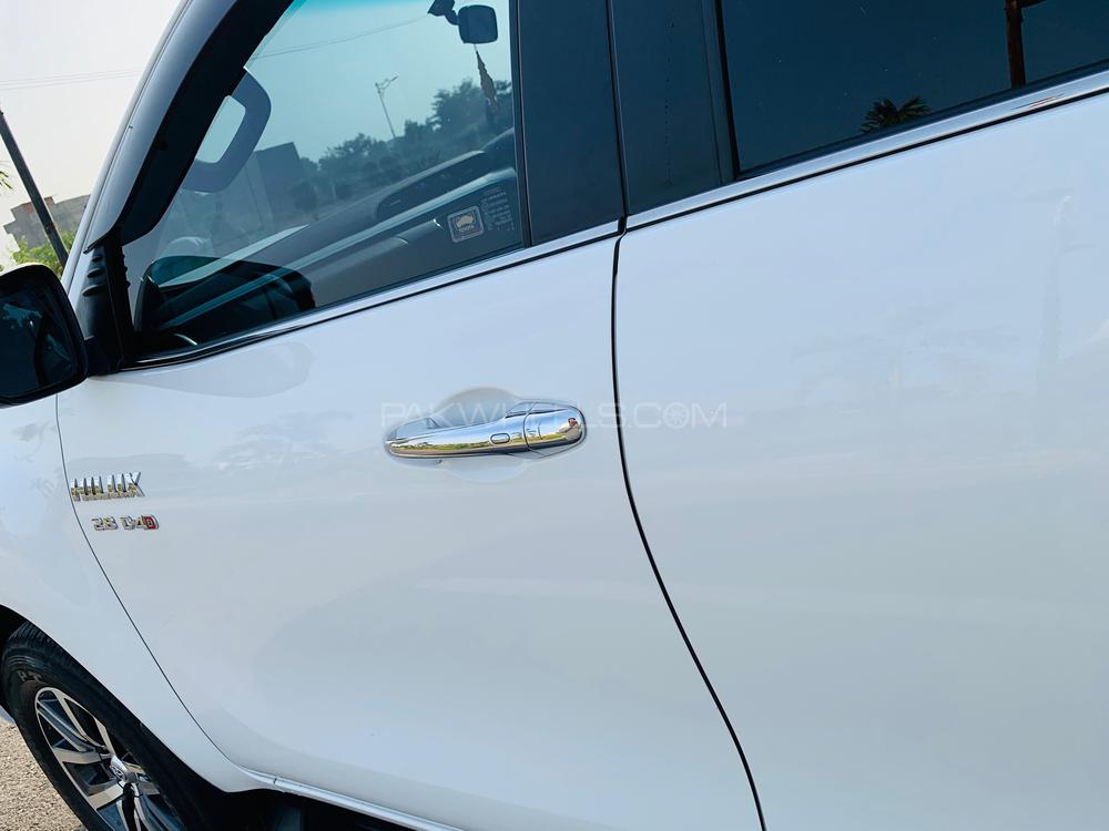 Toyota Hilux 2020 for Sale in Mandi bahauddin Toyota Hilux 2020 for Sale in Mandi bahauddin Image-15