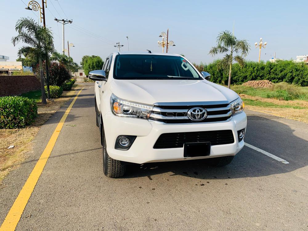 Toyota Hilux 2020 for Sale in Mandi bahauddin Toyota Hilux 2020 for Sale in Mandi bahauddin Image-17