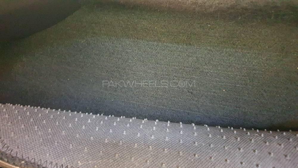 Toyota Corolla 2018 for Sale in Gujranwala Toyota Corolla 2018 for Sale in Gujranwala Image-16
