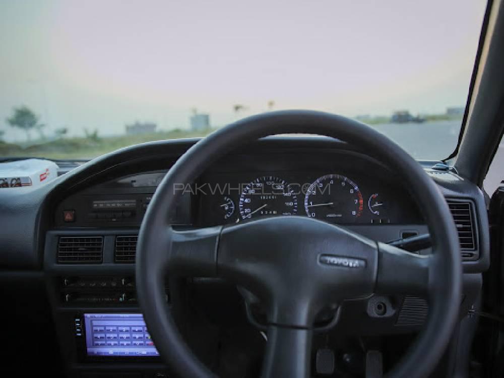 Toyota Corolla 1990 for Sale in Lahore Toyota Corolla 1990 for Sale in Lahore Image-3