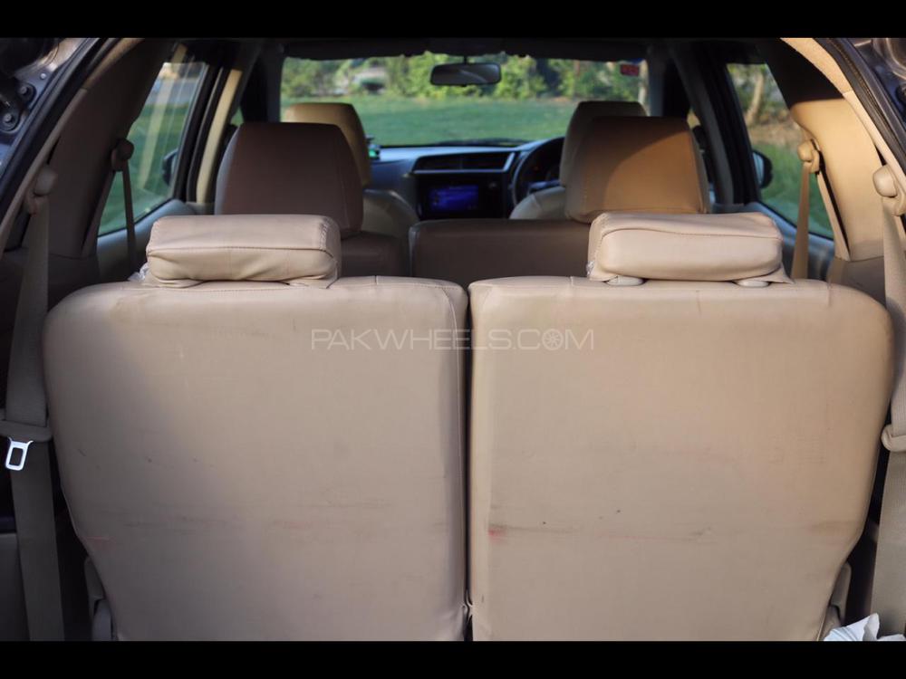 Honda BR-V 2018 for Sale in Sargodha Honda BR-V 2018 for Sale in Sargodha Image-17