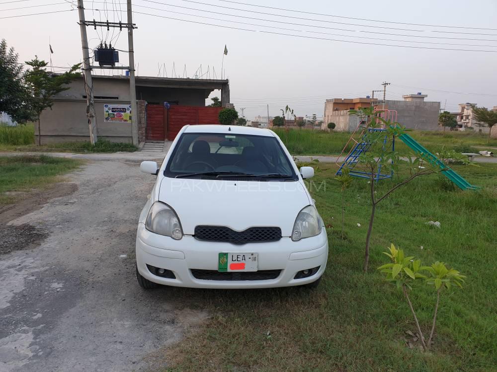 Toyota Vitz 2002 for Sale in Gujranwala Image-1