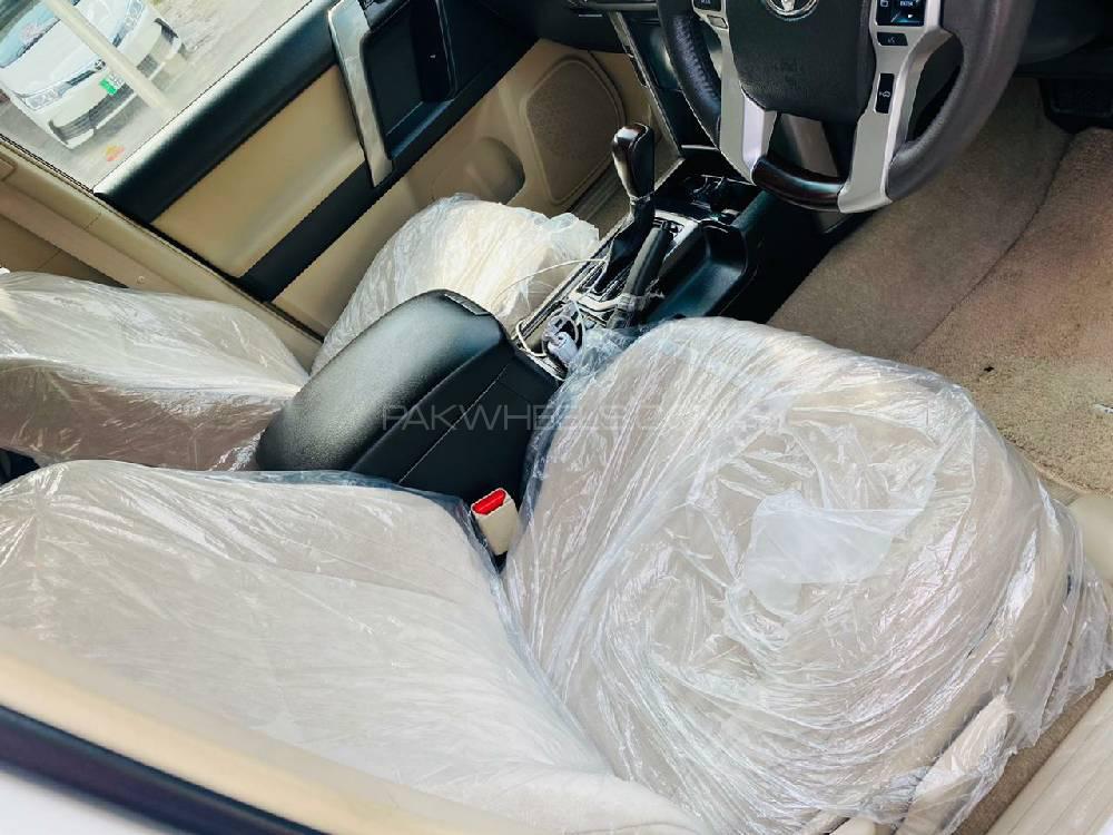 Toyota Prado 2011 for Sale in Lahore Toyota Prado 2011 for Sale in Lahore Image-11