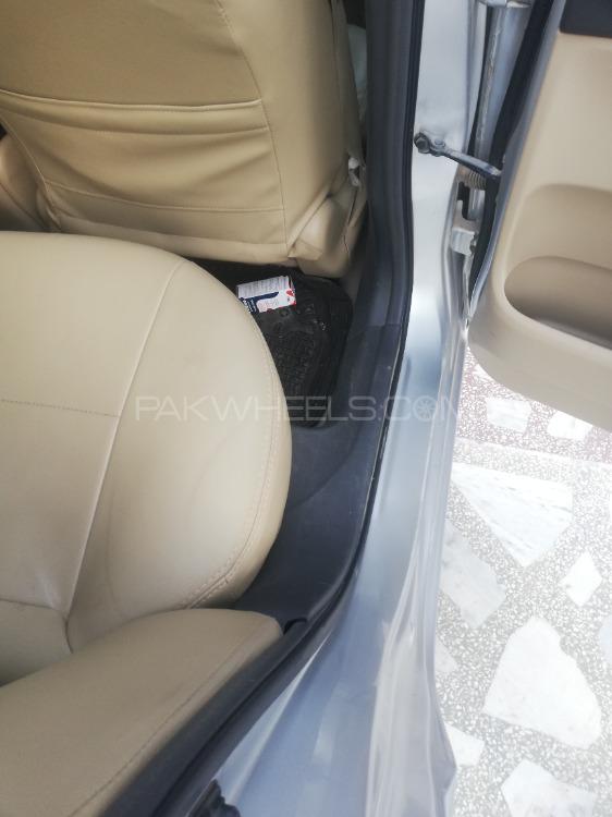 Honda Civic 2011 for Sale in Faisalabad Honda Civic 2011 for Sale in Faisalabad Image-9