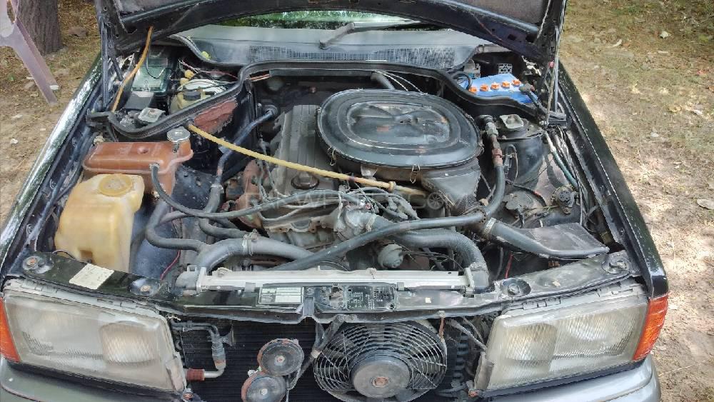 Mercedes Benz E Class 1982 for Sale in Lahore Mercedes Benz E Class 1982 for Sale in Lahore Image-2