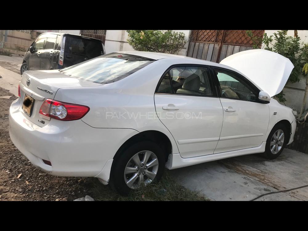 Toyota Corolla 2012 for Sale in Karachi Image-1