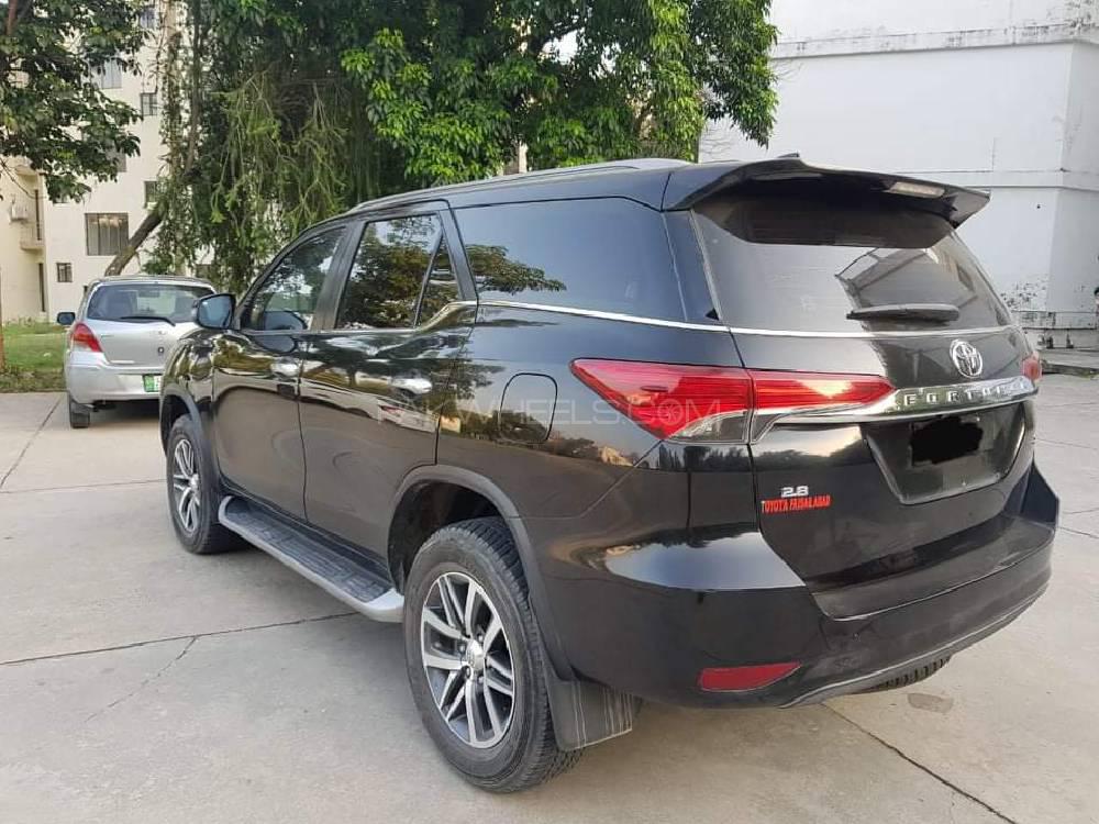 Toyota Fortuner 2019 for Sale in Lahore Toyota Fortuner 2019 for Sale in Lahore Image-3