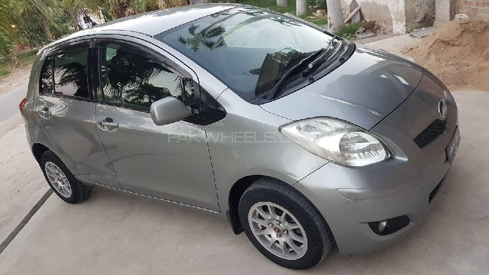 Toyota Vitz 2009 for Sale in Rahim Yar Khan Image-1