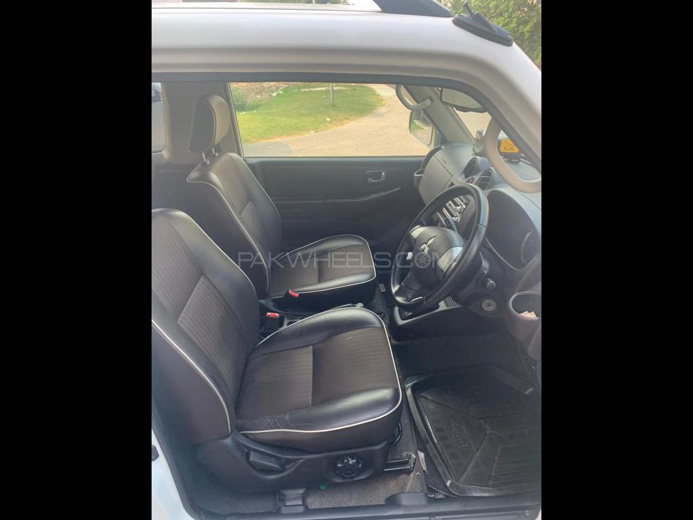 Mitsubishi Pajero Mini 2012 for Sale in Sialkot Mitsubishi Pajero Mini 2012 for Sale in Sialkot Image-9