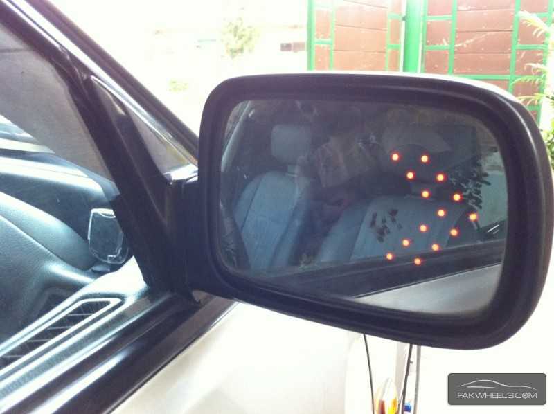 LED Arrow Side Mirror Indicators Image-1