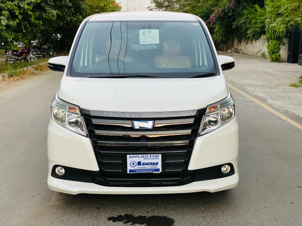 Toyota Noah 2014 for Sale in Lahore Image-1