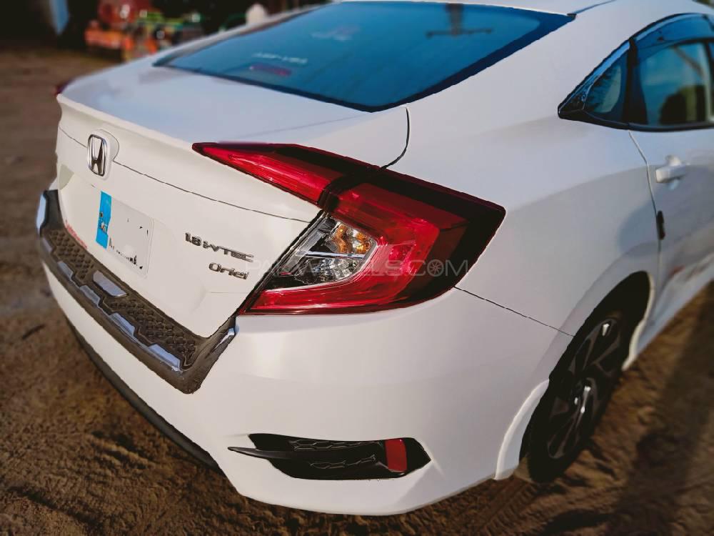 Honda Civic 2018 for Sale in Mandi bahauddin Honda Civic 2018 for Sale in Mandi bahauddin Image-2