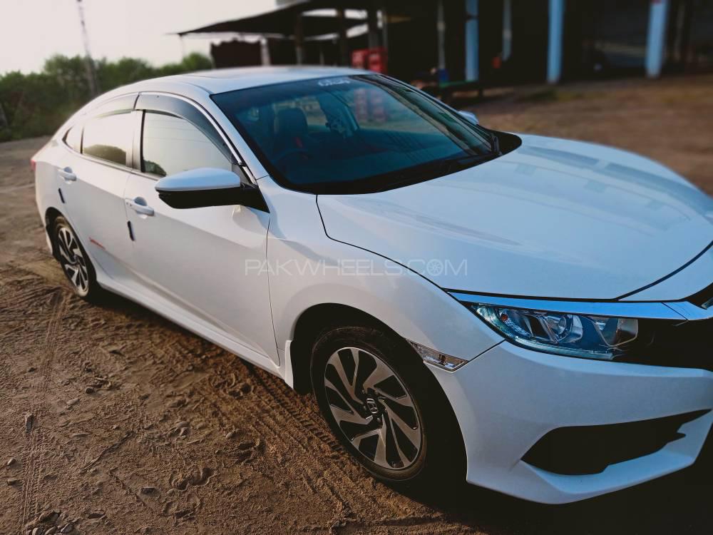 Honda Civic 2018 for Sale in Mandi bahauddin Honda Civic 2018 for Sale in Mandi bahauddin Image-8