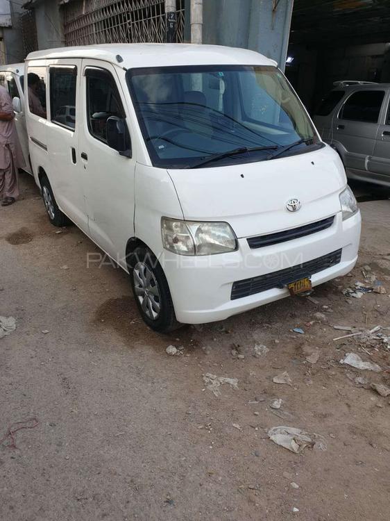 Toyota Town Ace 2012 for Sale in Karachi Image-1