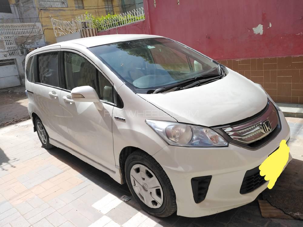 Honda Freed 2014 for Sale in Hyderabad Honda Freed 2014 for Sale in Hyderabad Image-3