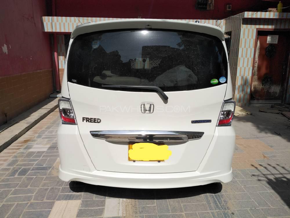Honda Freed 2014 for Sale in Hyderabad Image-1