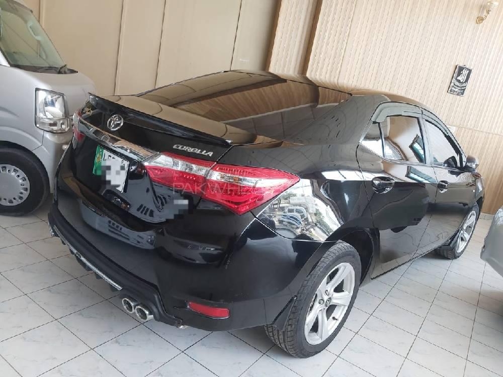 Toyota Corolla 2018 for Sale in Sialkot Toyota Corolla 2018 for Sale in Sialkot Image-3
