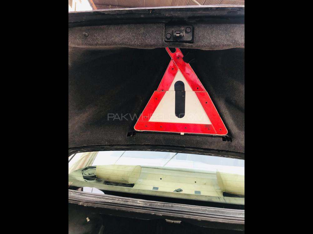 Mercedes Benz E Class 1986 for Sale in Peshawar Mercedes Benz E Class 1986 for Sale in Peshawar Image-13