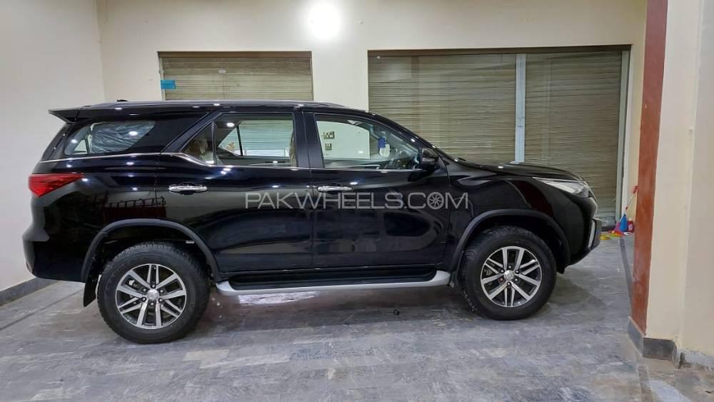 ٹویوٹا فورچیونر 2020 for Sale in لاہور ٹویوٹا فورچیونر 2020 for Sale in لاہور Image-3