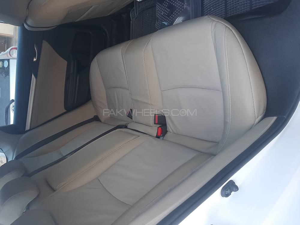Honda Civic 2019 for Sale in Peshawar Honda Civic 2019 for Sale in Peshawar Image-12