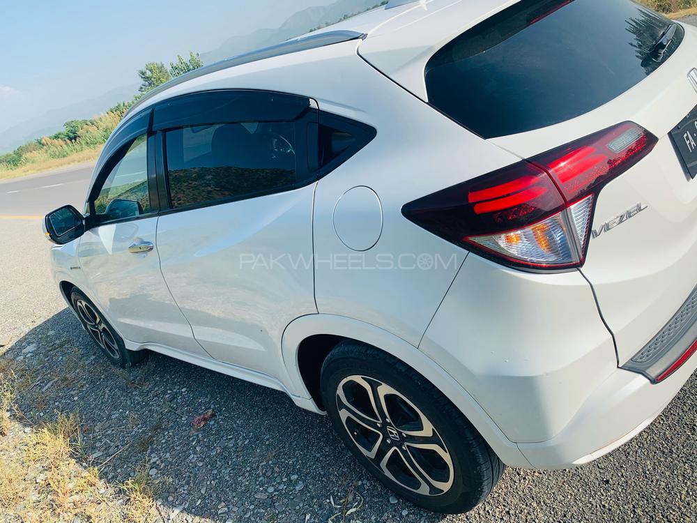 Honda Vezel 2015 for Sale in Islamabad Honda Vezel 2015 for Sale in Islamabad Image-4
