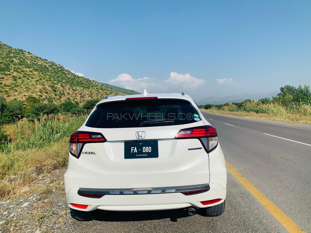 Honda Vezel 2015 for Sale in Islamabad Honda Vezel 2015 for Sale in Islamabad Image-10