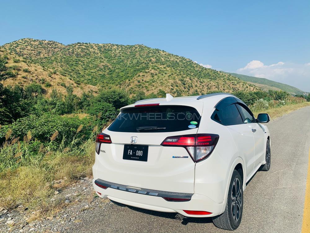 Honda Vezel 2015 for Sale in Islamabad Honda Vezel 2015 for Sale in Islamabad Image-9