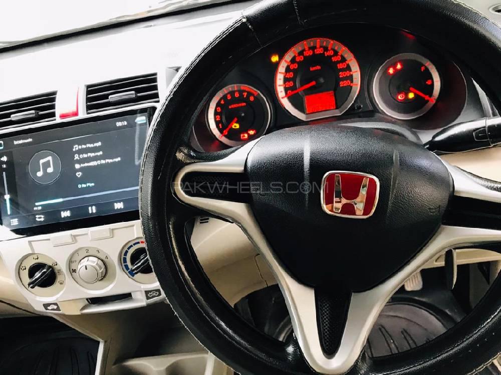 Honda City 2013 for Sale in Lahore Honda City 2013 for Sale in Lahore Image-14