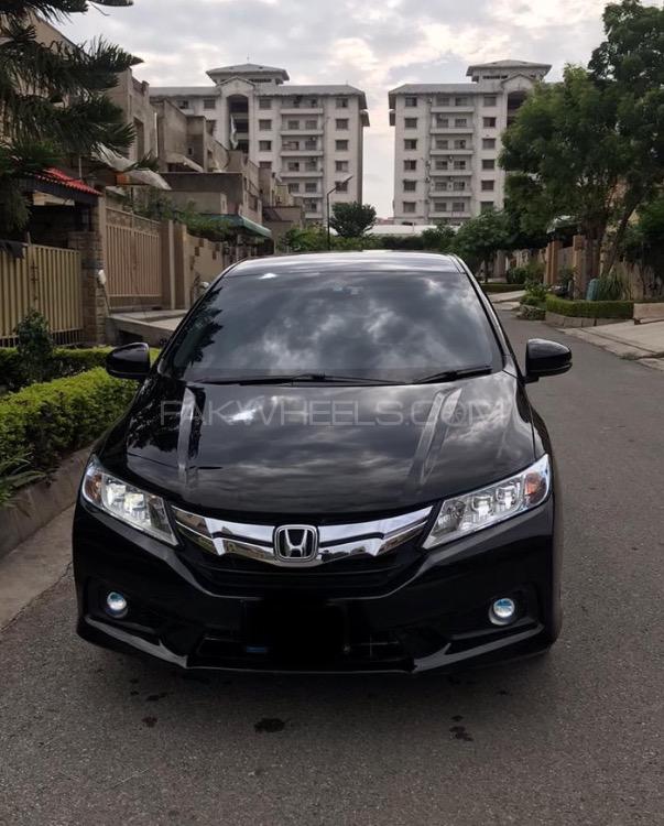 Honda Grace Hybrid 2015 for Sale in Rawalpindi Image-1