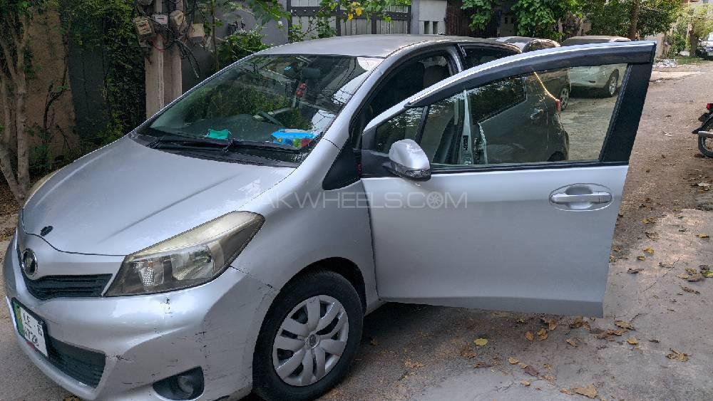 Toyota Vitz 2012 for Sale in Lahore Image-1