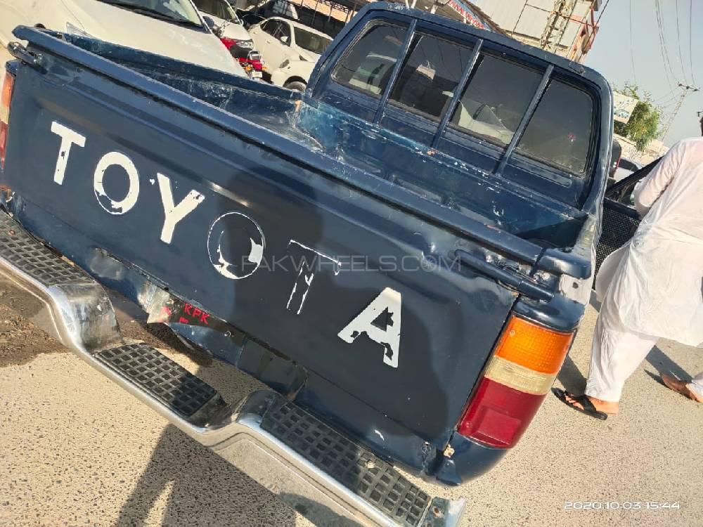 Toyota Pickup 1992 for Sale in Peshawar Toyota Pickup 1992 for Sale in Peshawar Image-5