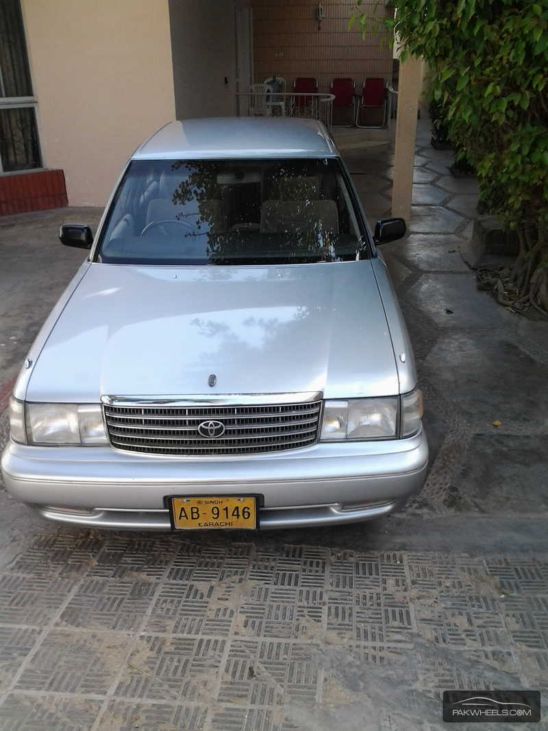 Toyota Crown 1996 for Sale in Karachi Image-1