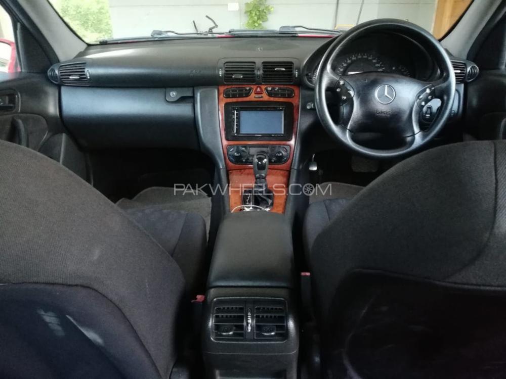 Mercedes Benz C Class 2002 for Sale in Peshawar Mercedes Benz C Class 2002 for Sale in Peshawar Image-6