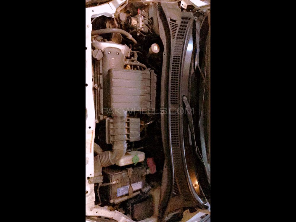 Suzuki Swift 2013 for Sale in Peshawar Suzuki Swift 2013 for Sale in Peshawar Image-9