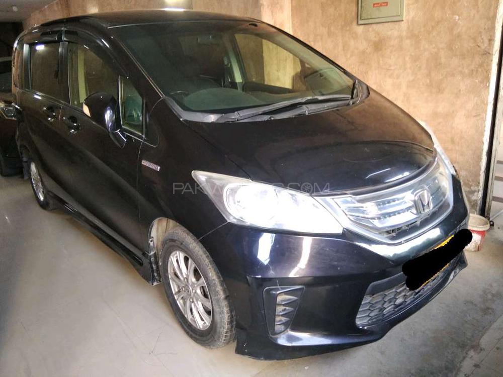 Honda Freed 2012 for Sale in Karachi Image-1