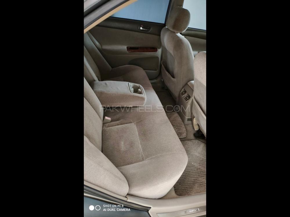 Toyota Camry 2005 for Sale in Karachi Toyota Camry 2005 for Sale in Karachi Image-9
