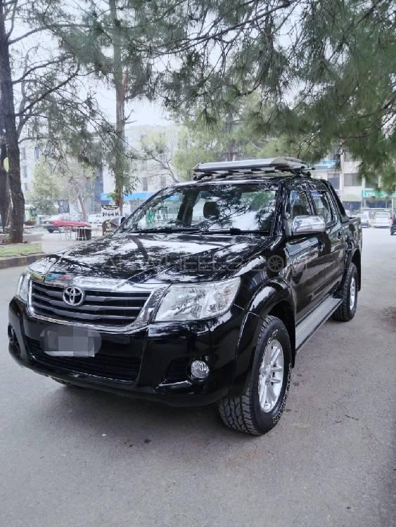 Toyota Hilux 2014 for Sale in Kohat Image-1