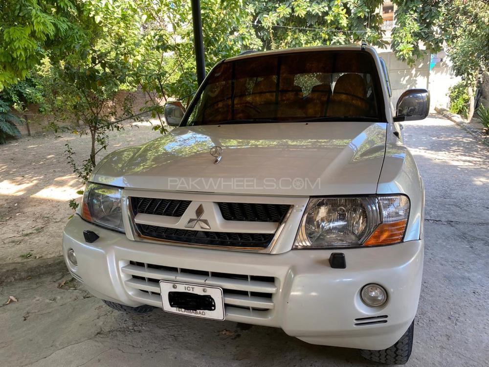 Mitsubishi Pajero 2004 for Sale in Rawalpindi Image-1