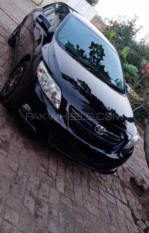 Toyota Corolla 2011 for Sale in Kohat Image-1