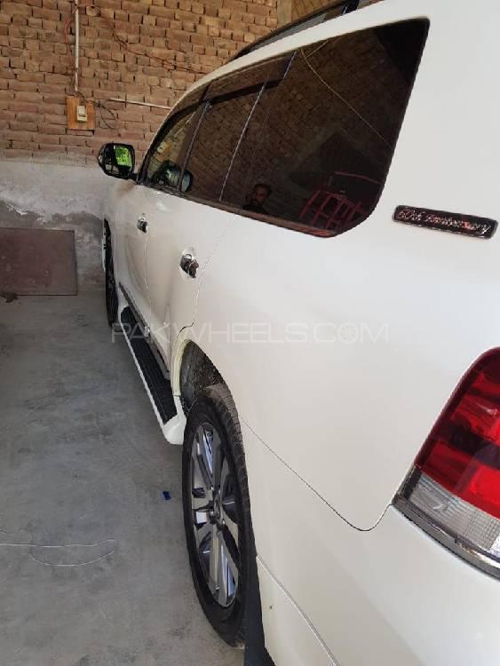 Toyota Land Cruiser 2013 for Sale in Lahore Image-1