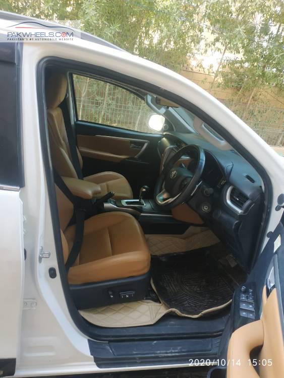 Toyota Fortuner 2018 for Sale in Karachi Toyota Fortuner 2018 for Sale in Karachi Image-5