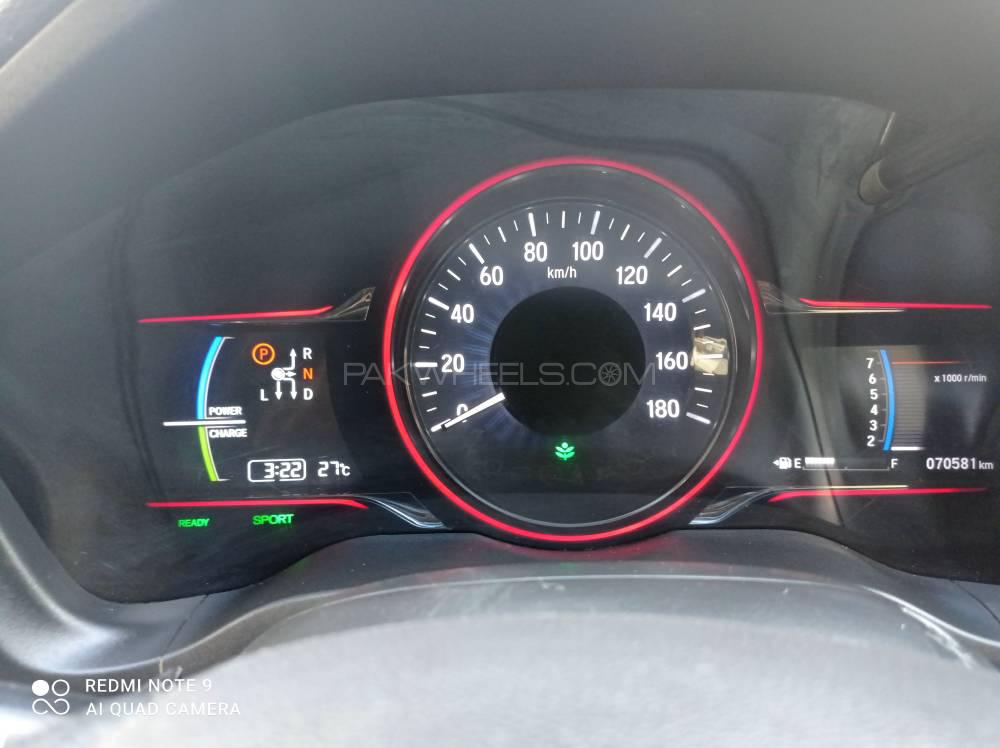 Honda Vezel 2015 for Sale in Rawalpindi Honda Vezel 2015 for Sale in Rawalpindi Image-8